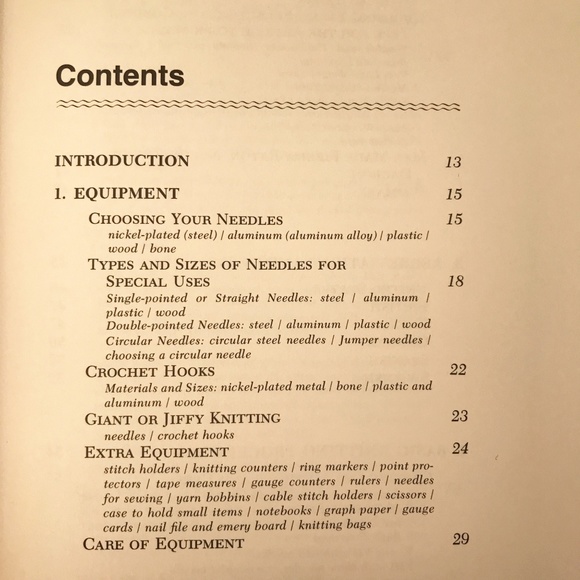 THE COMPLETE BOOK OF KNITTING - Picture 3 of 10